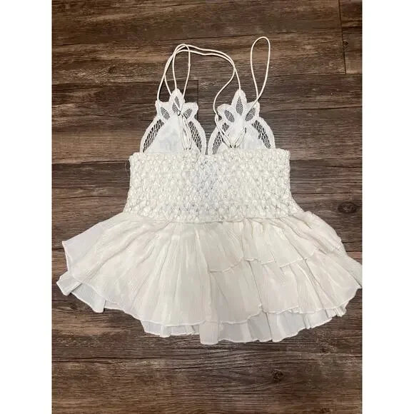 NWT Free People Adella Lace Cami Ivory Boho Peplum Crochet Tank Small Coquette - Picture 5 of 15